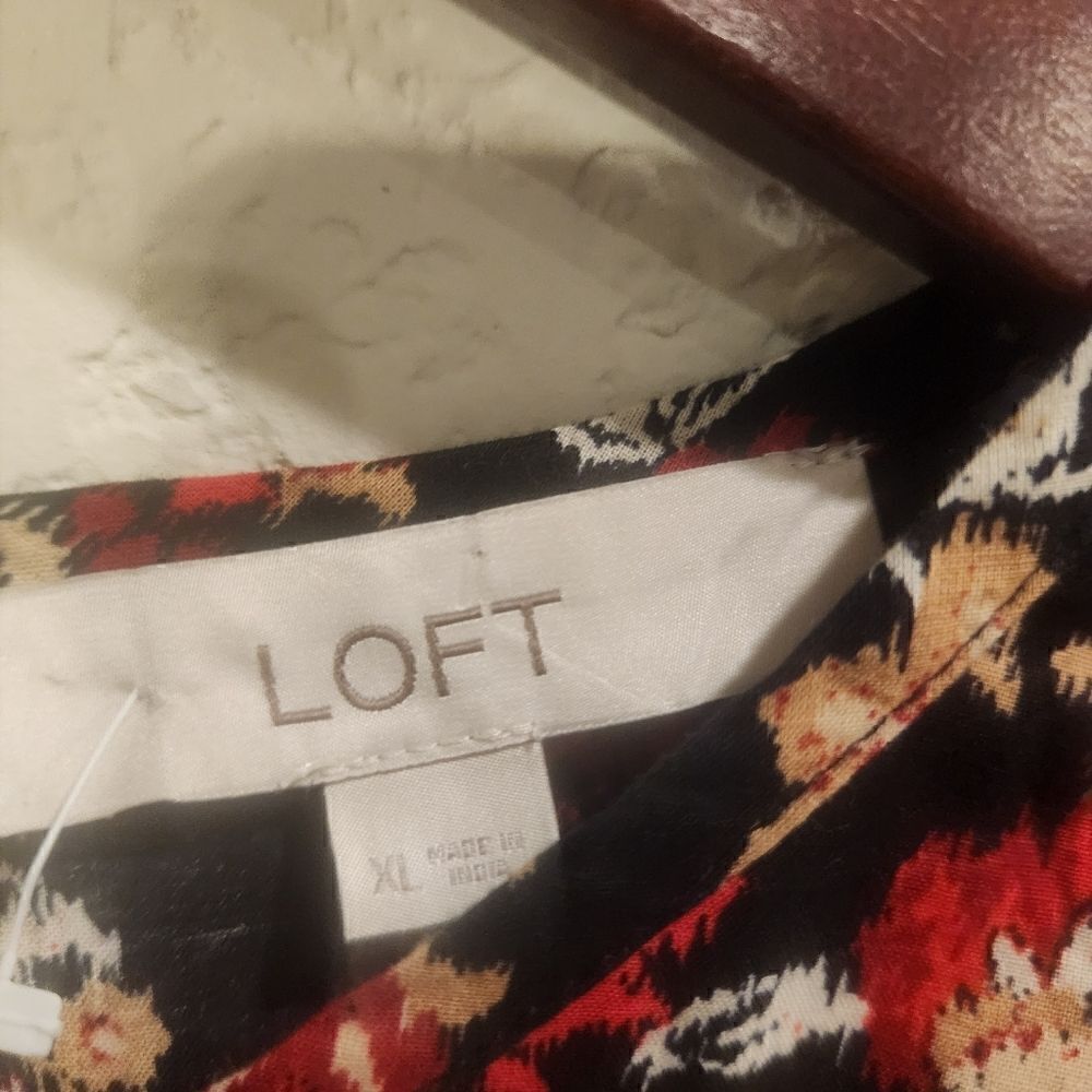LOFT Forest Ruffle Scalloped Yoke Top Blouse Size XL - Picture 5 of 7